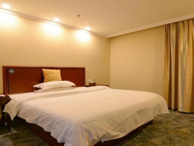 Greentree Inn Jiangsu Zhenjiang Dingmao Industrial Park Wode Square Express Hotel Екстер'єр фото