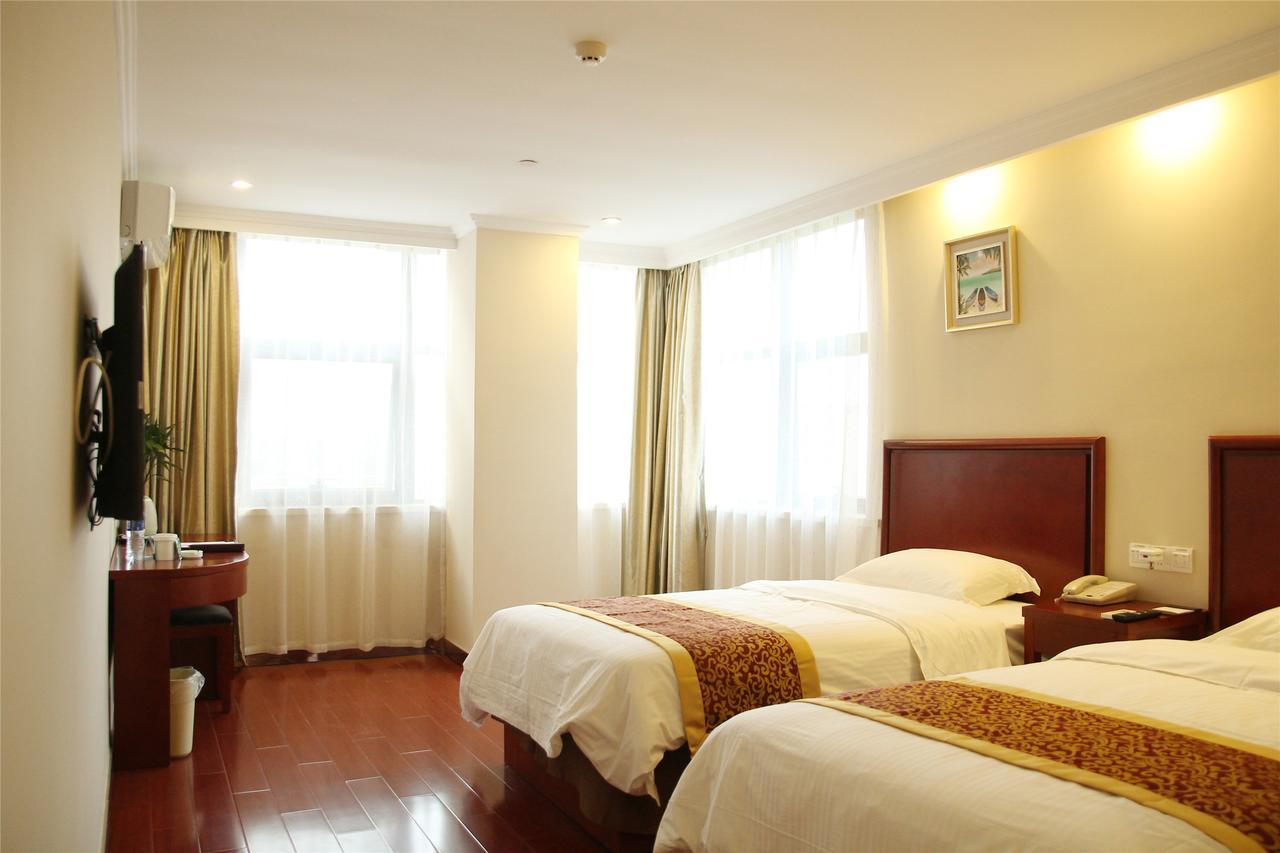 Greentree Inn Jiangsu Zhenjiang Dingmao Industrial Park Wode Square Express Hotel Екстер'єр фото