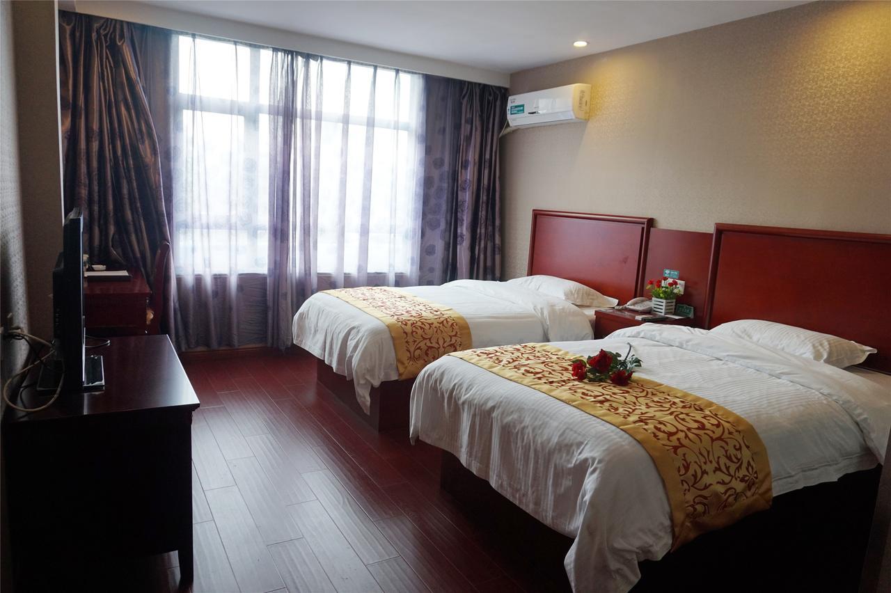 Greentree Inn Jiangsu Zhenjiang Dingmao Industrial Park Wode Square Express Hotel Екстер'єр фото