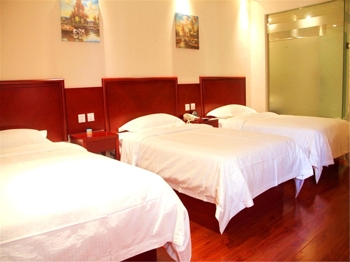 Greentree Inn Jiangsu Zhenjiang Dingmao Industrial Park Wode Square Express Hotel Екстер'єр фото