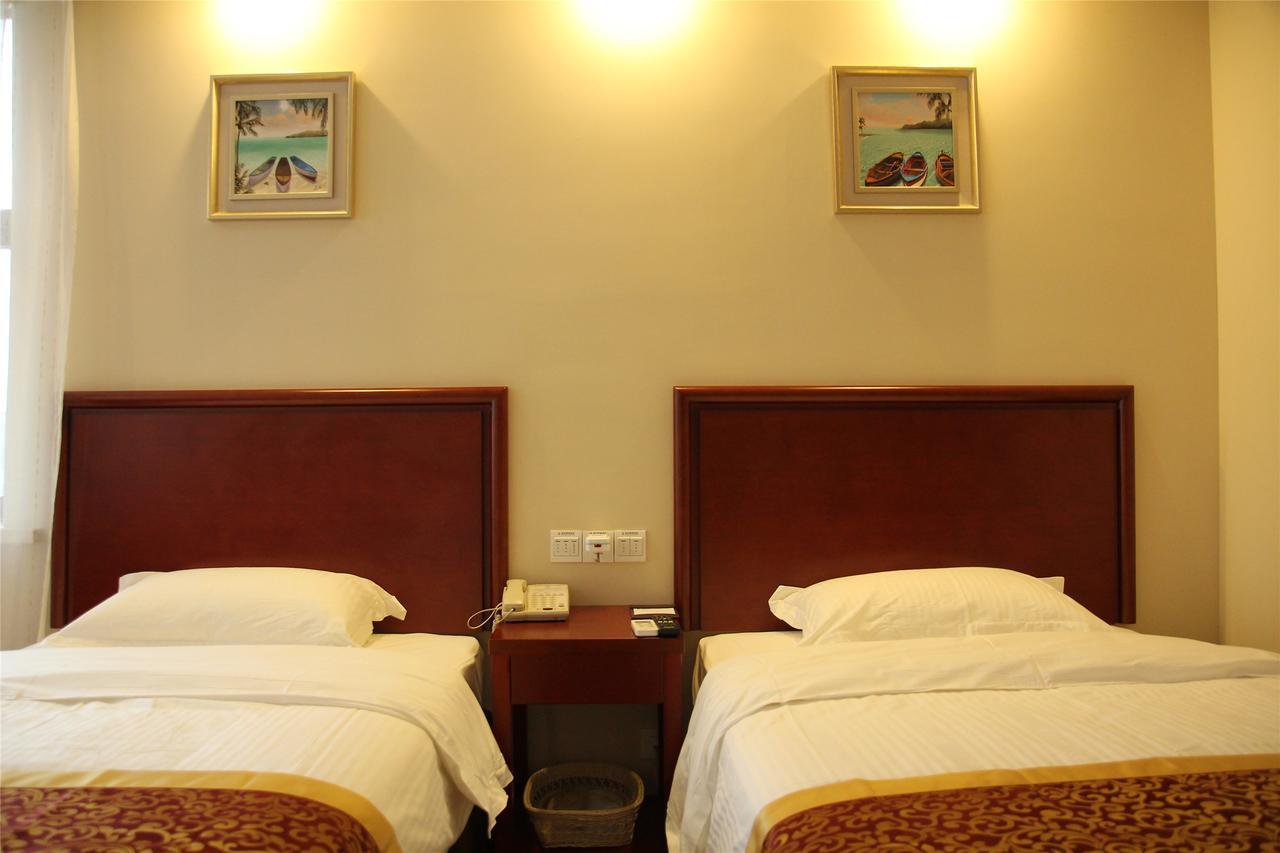 Greentree Inn Jiangsu Zhenjiang Dingmao Industrial Park Wode Square Express Hotel Екстер'єр фото
